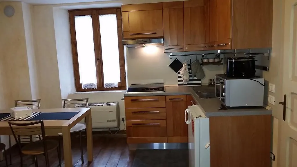 Casa Del Cirillo Apartment Ornica 0*,  Italy