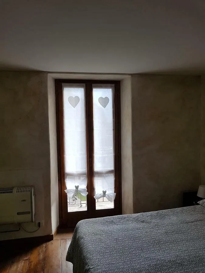 Casa Del Cirillo Apartment Ornica 0*,  Italy